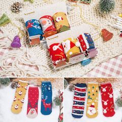 冬日暖心禮遇——新款3雙禮盒襪，可愛卡通中筒棉襪